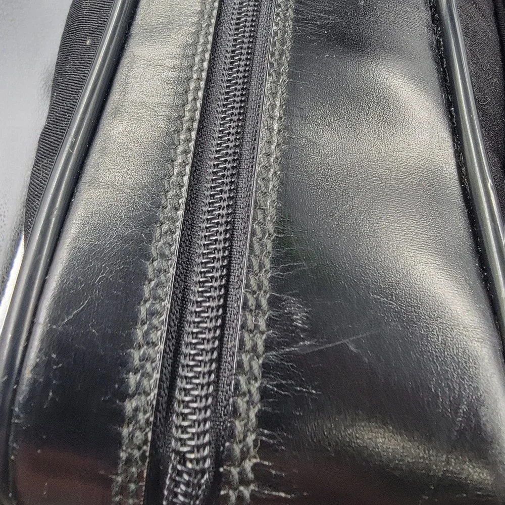 Authentic Vintage Gucci Black Nylon Travel Weekender Bag Made Italy COA